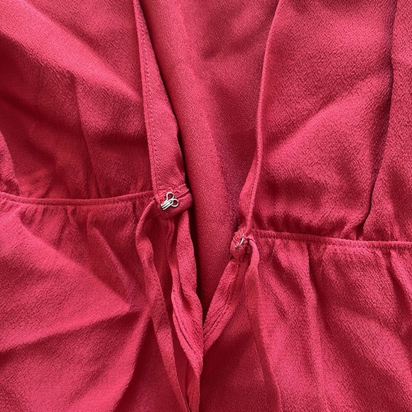 New with tags Aritzia Sunday Best New Cropped top - Picture 3 of 7